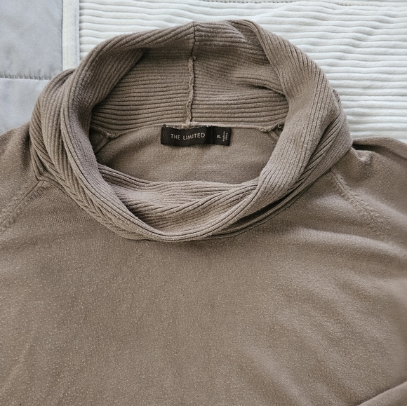 The Limited Cozy Brown Turtleneck Sweater Size XL - Picture 3 of 6